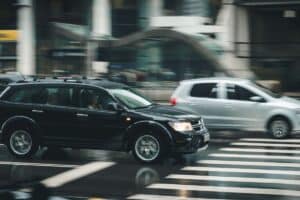 franchissent une ligne blanche